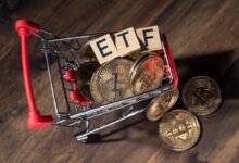 Bitcoin Spot ETF Outflows Drive Market Risk and Price Decline
